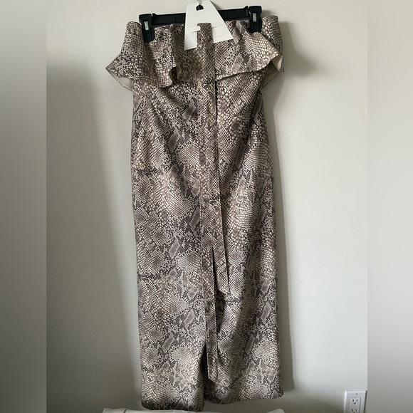 Babaton Flutter Jumpsuit - Picture 2 of 4